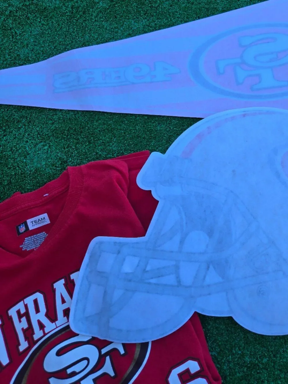 NFL collection of San Francisco 49ers fan gear wall art & t-shirt